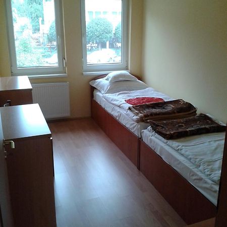 Kotany Apartman Harkány Szoba fotó