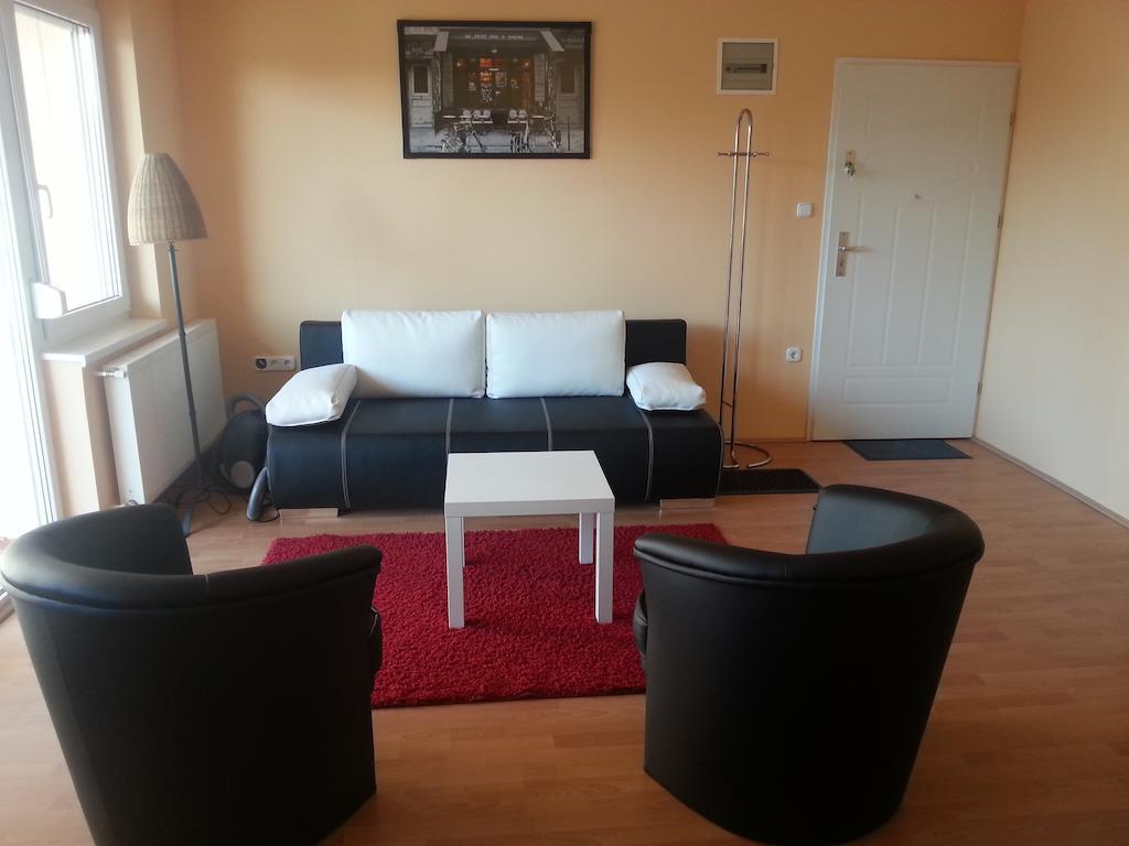 Kotany Apartman Harkány Szoba fotó