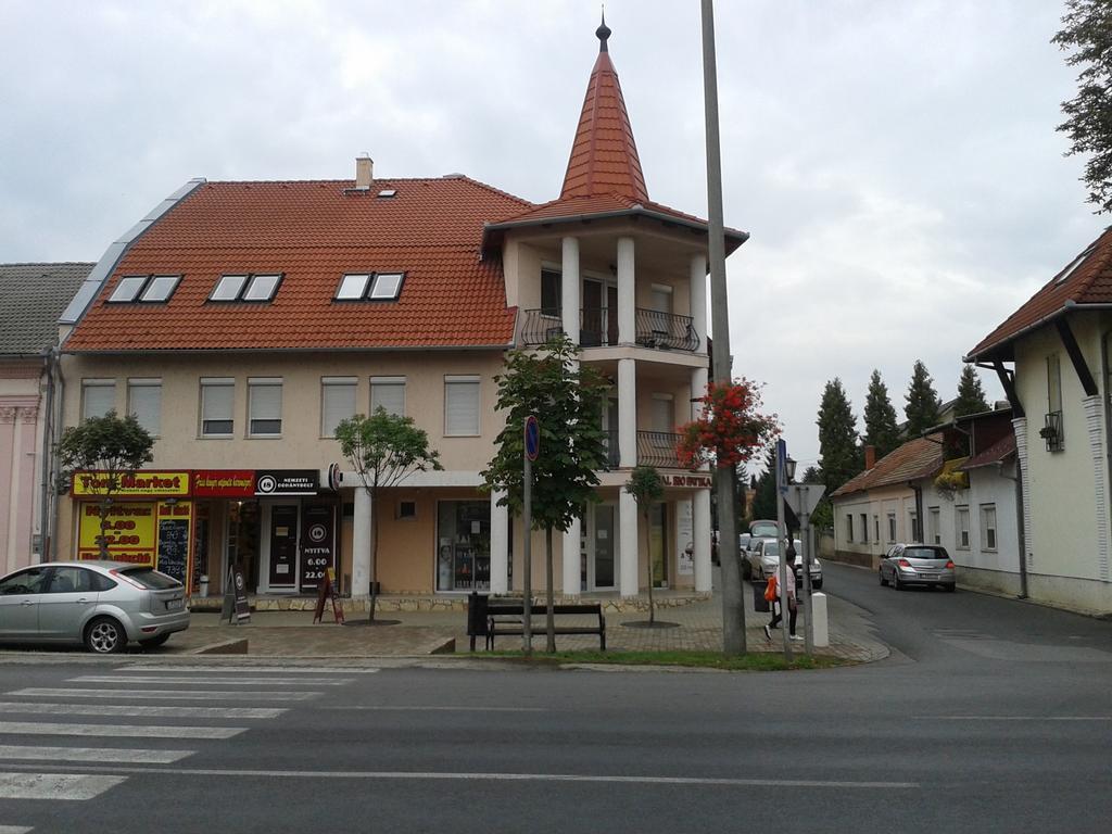 Kotany Apartman Harkány Kültér fotó